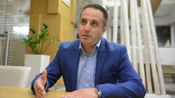 Selmanaj përmend arritjet e Qeverisë Hoti, thotë se nuk pati “zot shtëpie t'ua dorëzonte detyrën”
