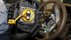 GM-ja duhet të kthejë gati 6 milionë vetura për probleme me airbagë