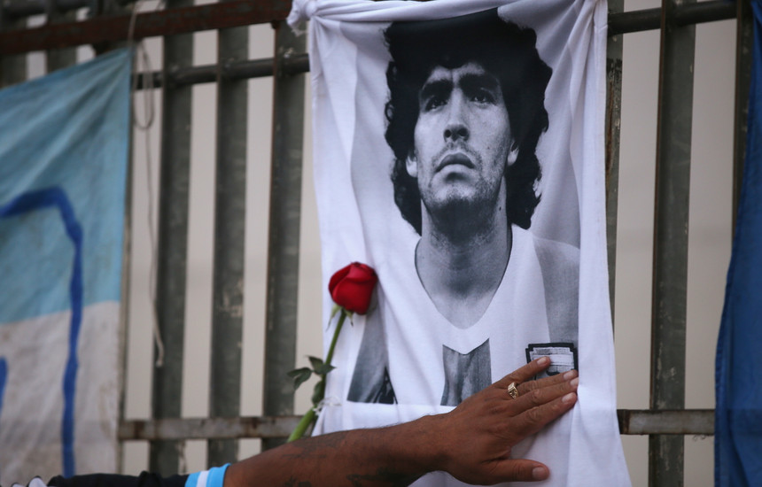 Diego Armando Maradona, sport, futboll, 14 prill