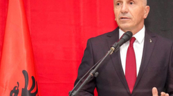Kamberi: Vuçiqi do bashkëpunim me shqiptarët që e duan Serbinë, jo me të zgjedhurit e tyre