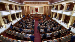 Kuvendi i Shqipërisë miraton ngritjen e Komisionit të posaçëm për raportin e Dick Martyt