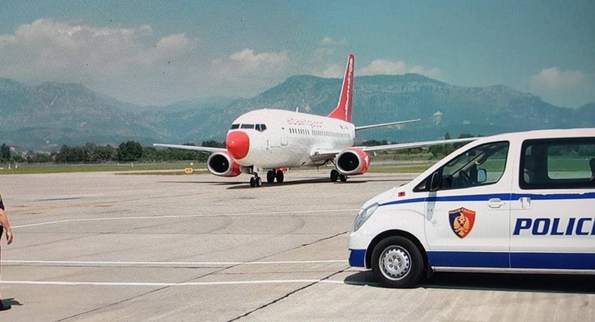 Kishin kërkuar azil në BE dhe Angli, riatdhesohen 112 shqiptarë