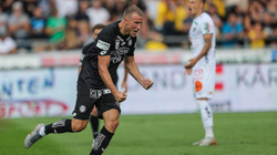 Mërgim Berisha kalon Salzburgun në epërsi