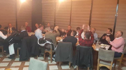 Zyrtarë komunalë të Prizrenit shkelin masat anti-COVID duke festuar 28 nëntorin