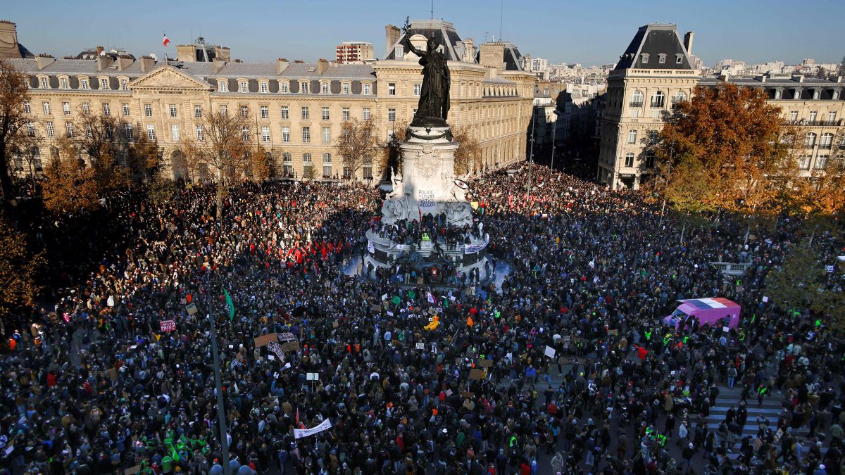 Lëndohen rreth 60 policë në protestat në Francë, arrestohen mbi 80 protestues