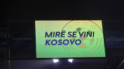 Holanda u uron mirëseardhje futbollisteve kosovare