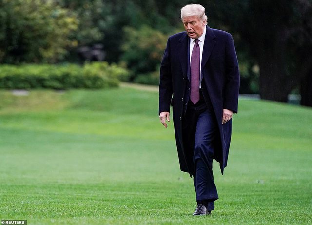 Ndonëse pozitiv me Covid, Trump sot do t’i drejtohet kombit