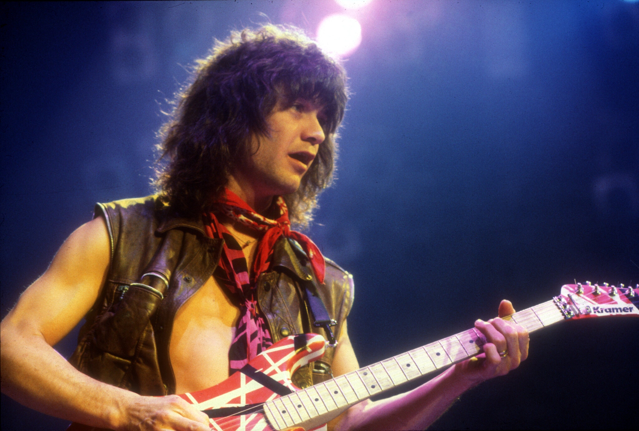 Vdiq njëri prej kitaristëve më me nam të botës, Eddie Van Halen 