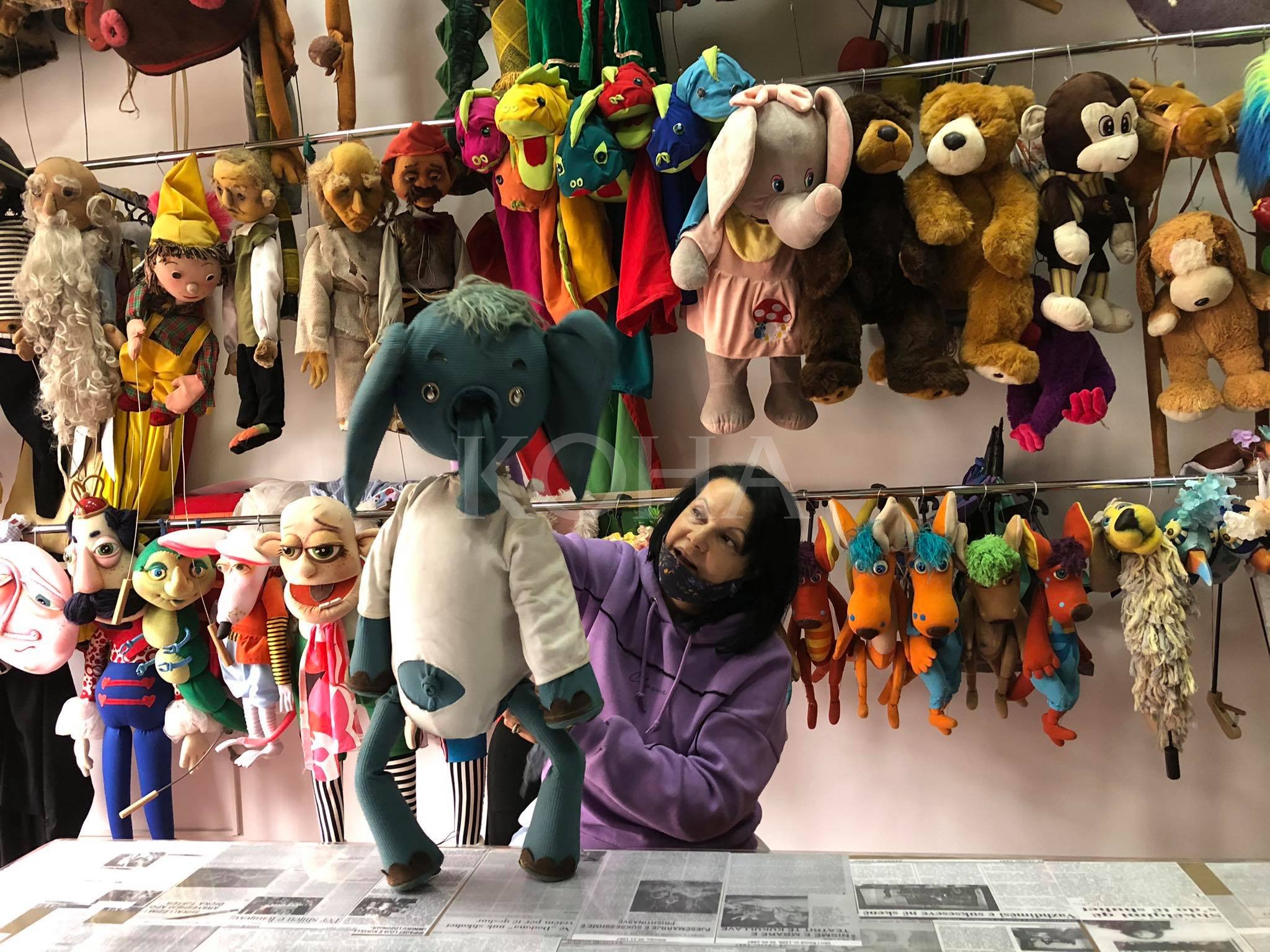 “Kukulla është asgjë hiç. Nuk ka emocion. Ti del në skenë dhe e bën atë të flasë, të ecë, të vdesë, të takohet, të largohet e të fluturojë. E kjo është mrekulli dhe magji”