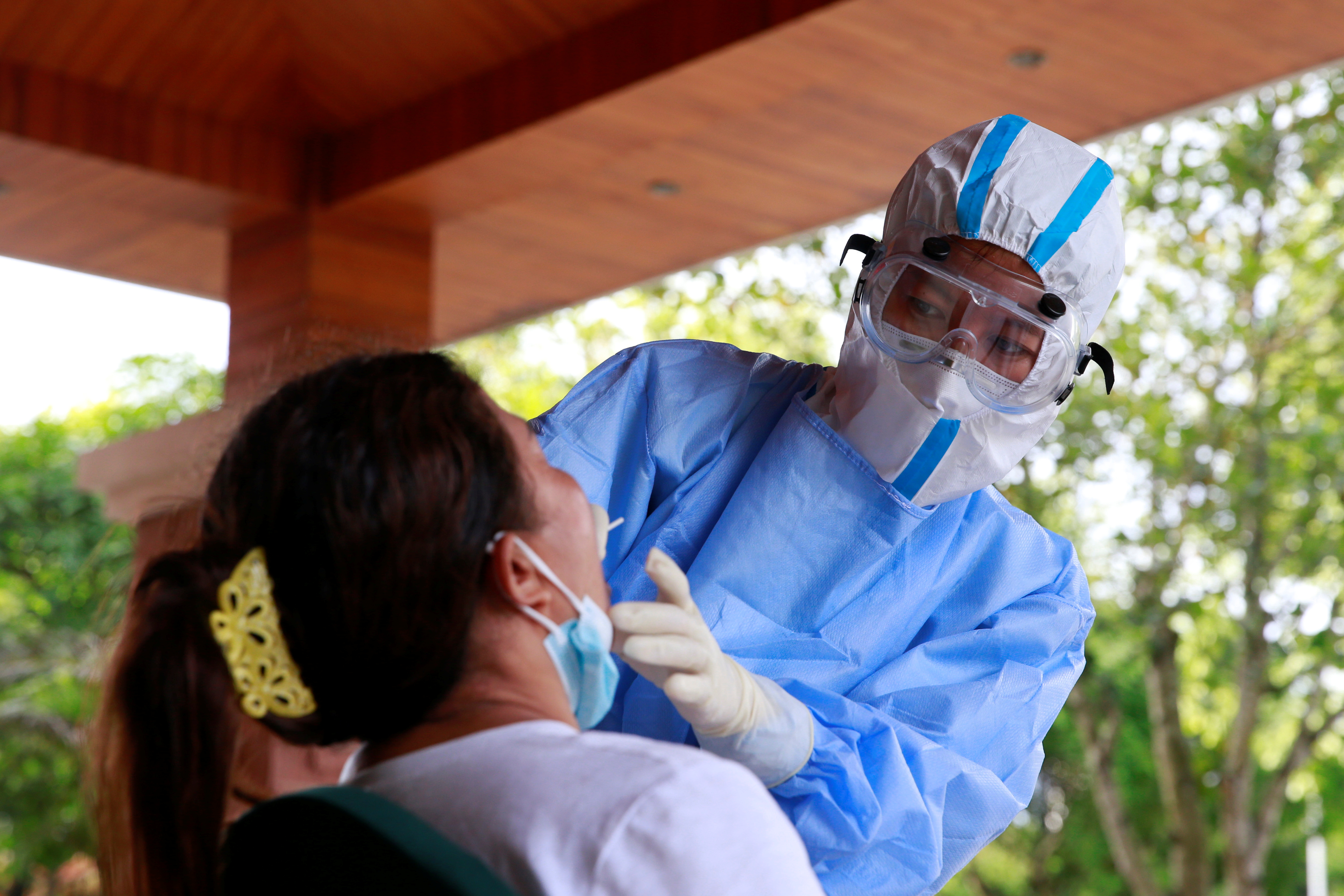 Qyteti kinez do t'i testojë për koronavirus brenda pesë ditëve nëntë milionë banorë