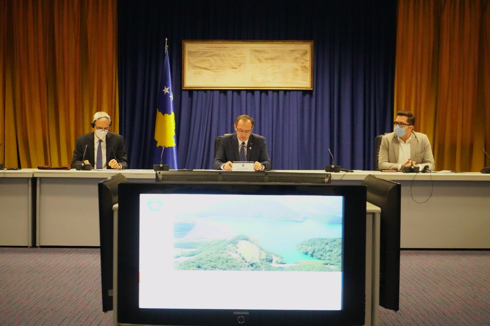 Ministria e Bujqësisë me plan që parasheh përfshirjen e të gjitha tokave bujqësore në sistemin e ujitjes