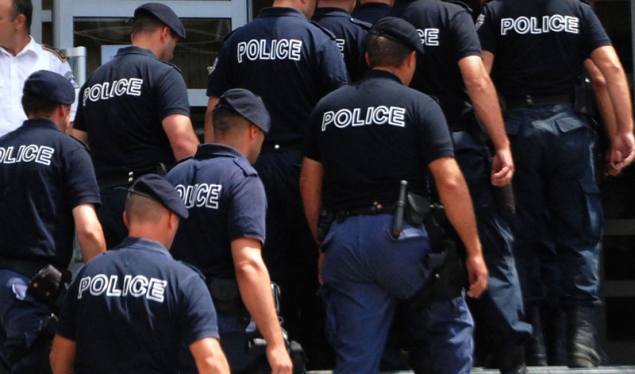 Policia e Kosovës sot mbush 21 vjet, nderohen 21 zyrtarët e rënë në detyrë