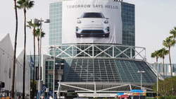 Shtyhet për gjashtë muaj “LA Auto Show” shkaku i pandemisë