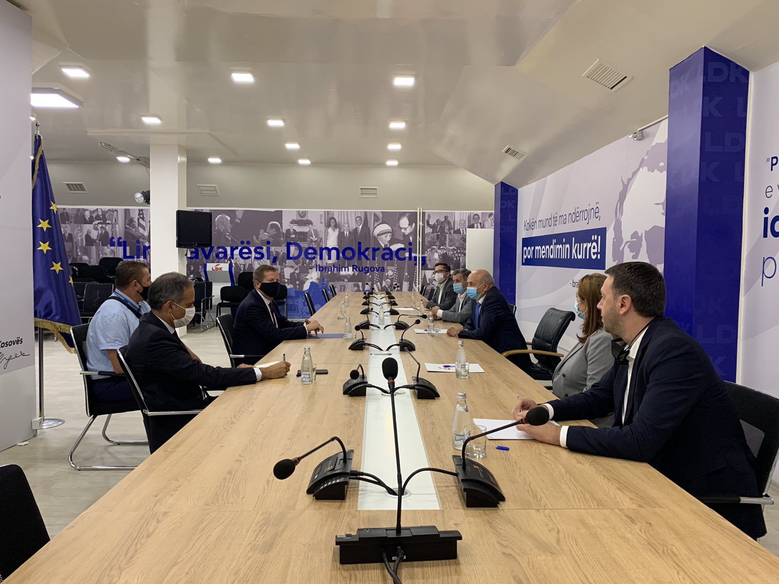 Szunyogu konfirmon mbështetjen e BE-së për institucionet e Kosovës, në takim me Mustafën