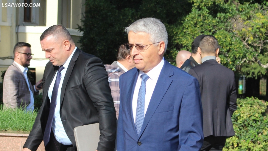Lleshaj paralajmëron largimin nga qeveria: E sigurt që nuk do të jem më ministër