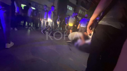 Një i mitur theret me thikë në qendër të Pejës, arrestohet i dyshuari po ashtu i mitur