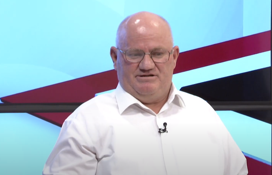 Autori i shkrimit që nxiti debate në Serbi mendon se dokumentet historike janë anashkaluar në dialog