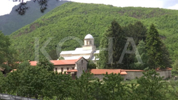 Manastiri i Deçanit s’e do Kurtin në vizitë, Vuçiqi ankohet për provokim