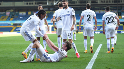 Duel i zjarrtë i ekipeve të sapoinkuadruara në Premier League, triumfon Leedsi