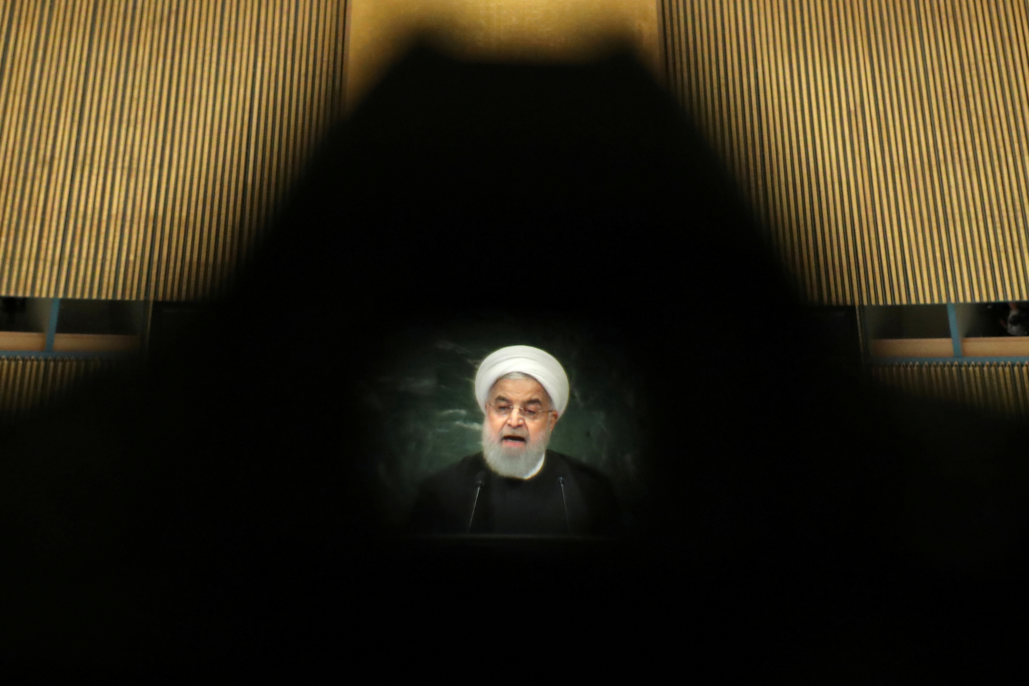 Presidenti iranian me akuza ndaj SHBA-së pas sanksioneve të reja