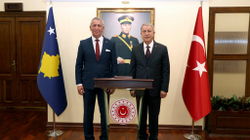 Ministri Quni pritet me nderime të larta nga Ministria e Mbrojtjes në Turqi