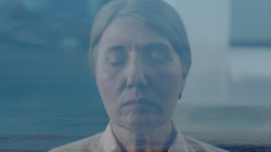 “Vera andrron detin” testohet në SHBA në pritje të premierës