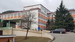 Vdes në spitalin e Pejës burgosuri i Dubravës