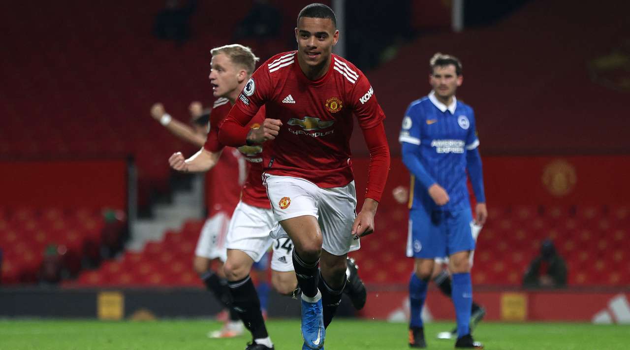Manchester Unitedi fiton me përmbysje ndaj Brightonit
