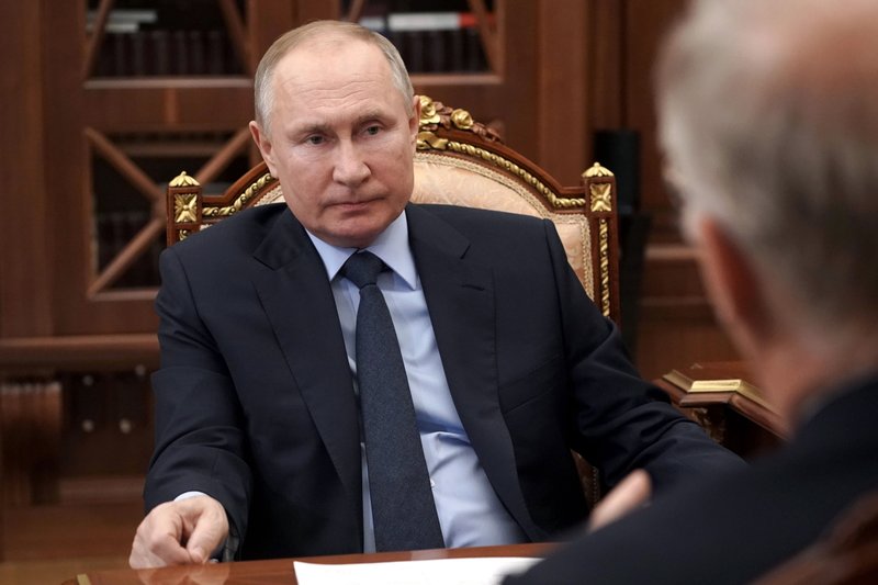 Putini nënshkruan ligjin që i lejon atij të garojë për president deri në vitin 2036