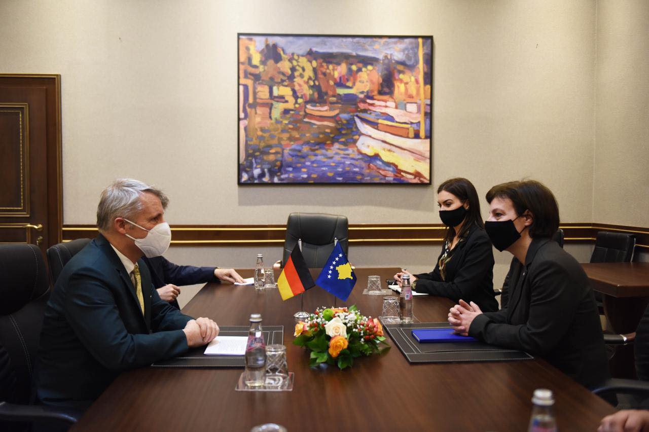Gërvalla priti në takim ambasadorin gjerman 