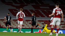 Arsenali dështon të marrë fitoren në ndeshjen e parë çerekfinale ndaj Slavia Pragës