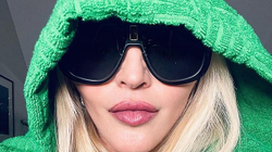 Madonna publikon fotografi ku duket si të kishte 40 vjet më pak