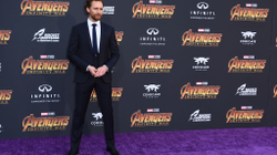 Hiddleston mund të jetë Bondi i ri