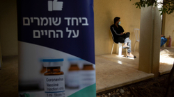 Izraeli, vendi që shumë shpejt mund ta arrijë imunitetin e tufës