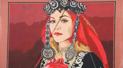 Rita Ora mbetet pa tekst me muralin në Ferizaj