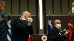 Në vend të pajtimit, ministrat e Greqisë dhe Turqisë përfshihen në zënkë