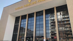 Katër vjet burgim ndaj të pandehurit që tentoi ta vriste familjarin me thikë