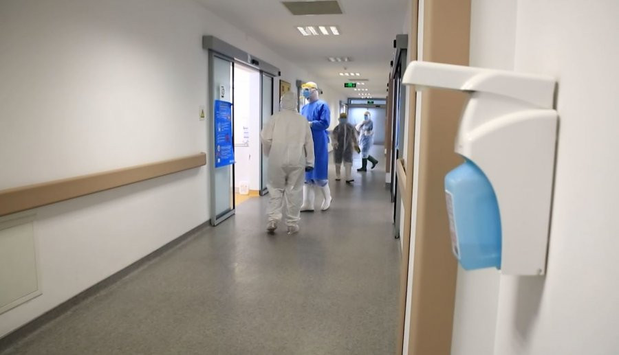 Ikja e infermierëve  shqetësuese   270 u larguan për pesë muajt e parë të 2025 s
