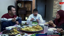 Pas 19 vjetësh burgim, bën iftar me familjen