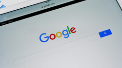 15 minutat e fundit të historisë së kërkimit në Google mund të fshihen automatikisht me opsionin e ri