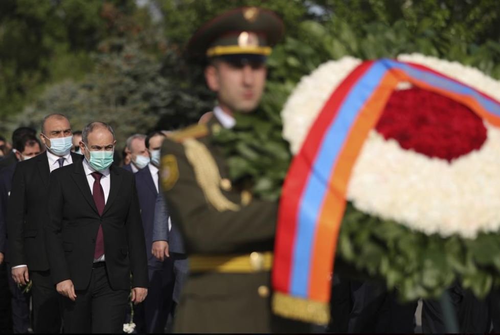 Pashinyan lavdëron Bidenin pas njohjes së gjenocidit armen nga Osmanët