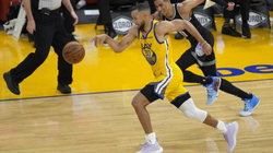 Curry për herë të dytë fiton epitetin e shënuesit më të mirë të stinorit në NBA