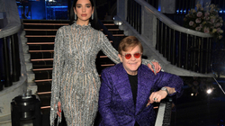 Dua Lipa glänzte bei der jährlichen Veranstaltung der „Elton John AIDS Foundation“.