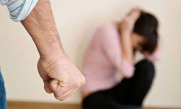 Një muaj paraburgim personit që rrahu gruan e tij në Ferizaj