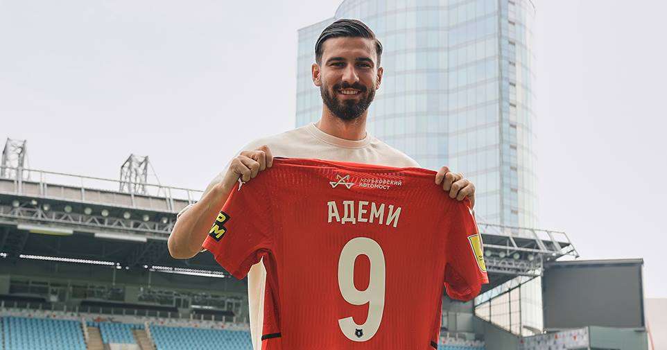 Ademi vazhdon karrierën në Rusi, prezantohet te Khimki 