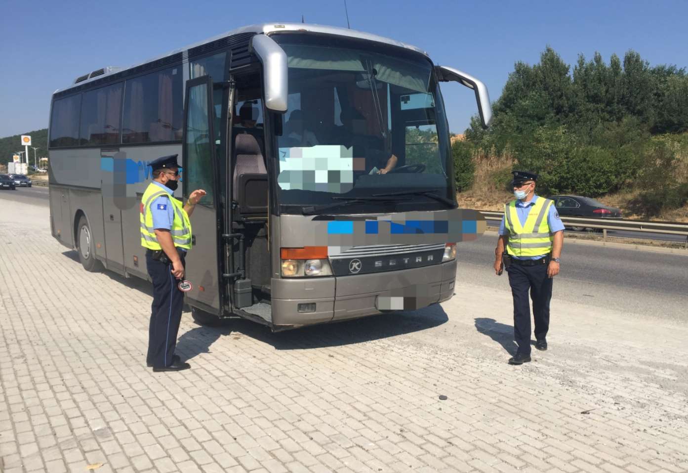 Policia u ka shqiptuar 146 fletëparaqitje kompanive të transportit publik gjatë 10 ditëve