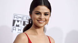Selena Gomezi rrëfen për vuajtjet nga sëmundjet, ankthi dhe depresioni