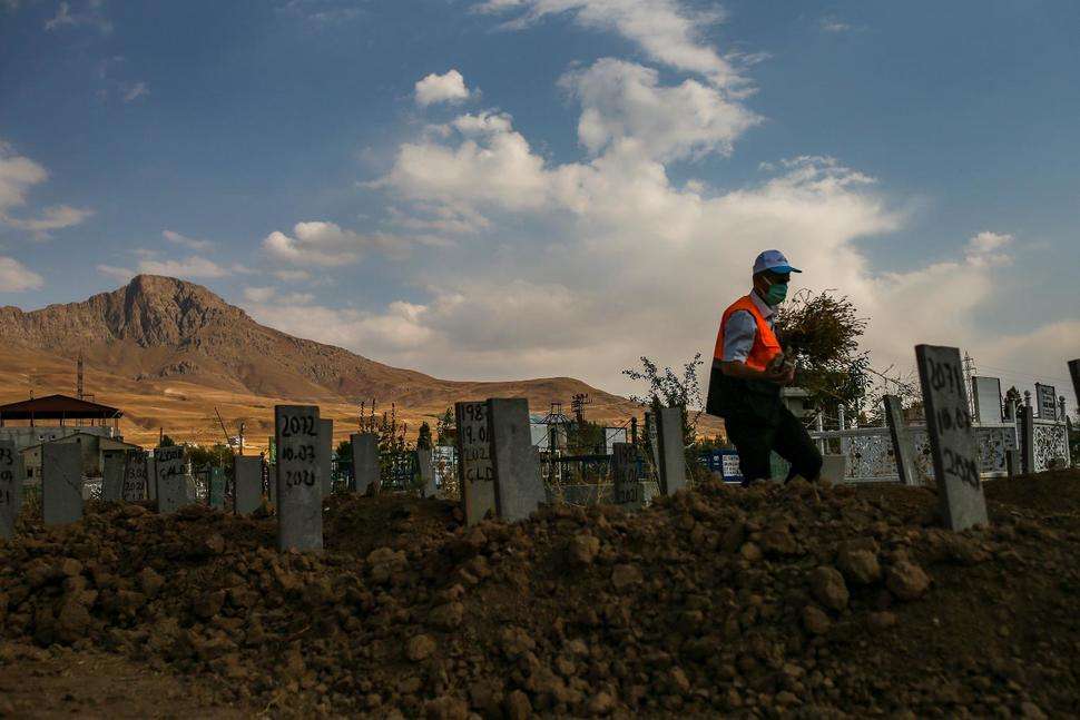Varret e imigrantëve afganë në Turqi dëshmojnë për rreziqet kufitare