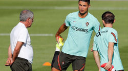 Selektorin e Portugalisë e bezdisin pyetjet për Ronaldon