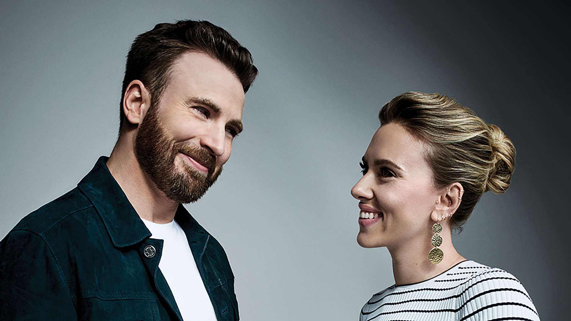 Scarlett Johansson rikthehet në një film të ri me Chris Evansin